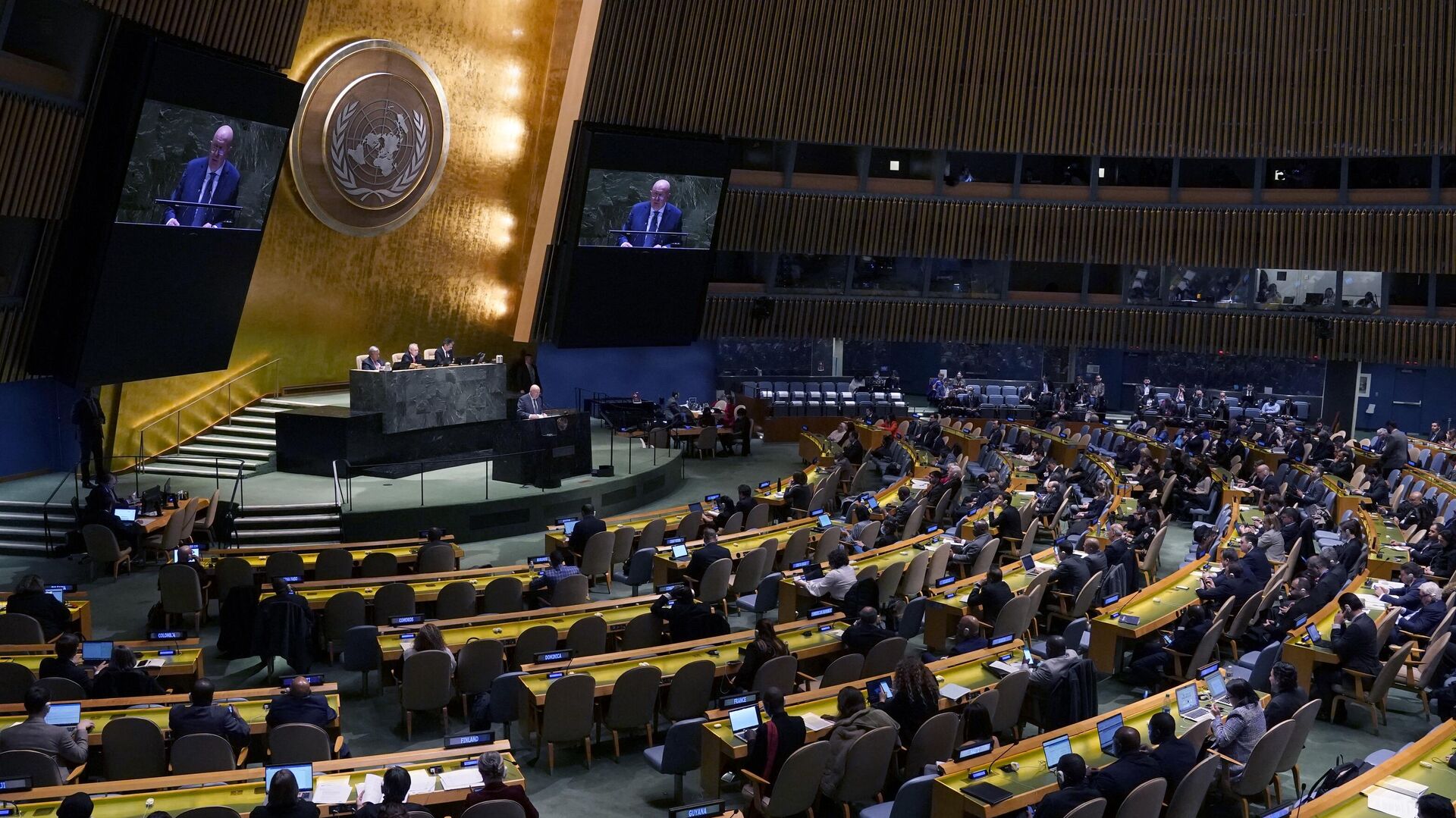Постоянный представитель России при ООН Василий Небензя выступает на чрезвычайной спецсессии Генассамблеи ООН - РИА Новости, 1920, 23.02.2023