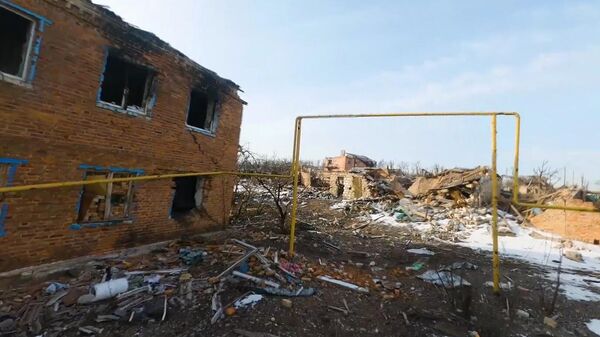 Жилые дома, разрушенные в результате обстрелов в Артемовске