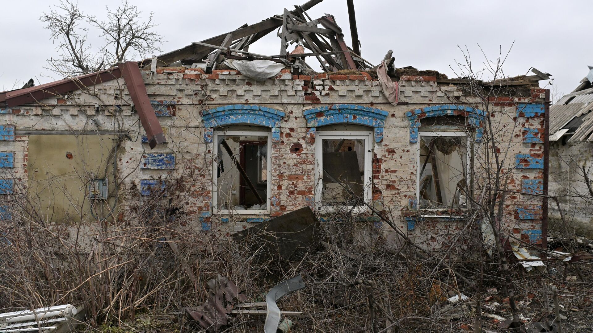 Украинские войска обстреляли Макеевку и Ясиноватский район - РИА Новости,  17.01.2024