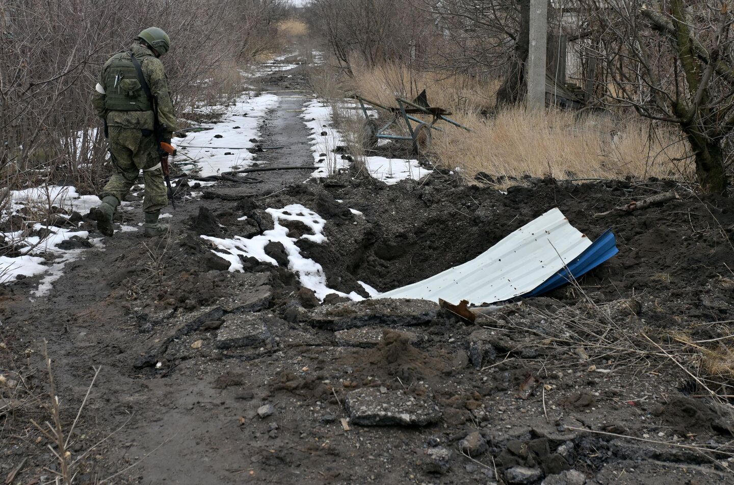 Военнослужащий в Марьинке Военнослужащий в Марьинке
