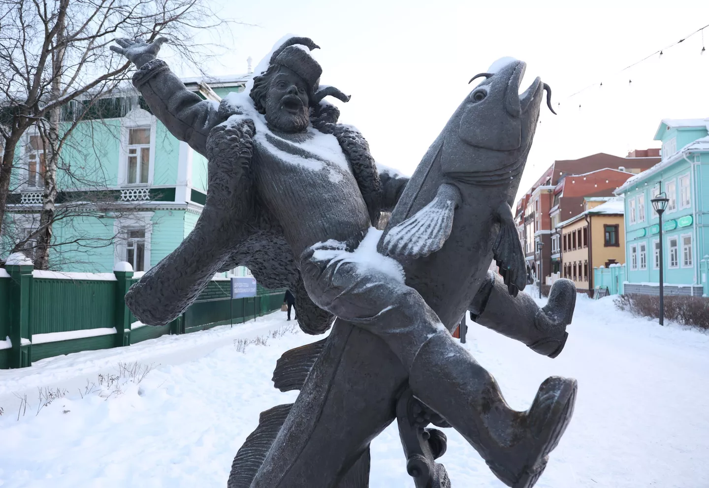 Памятник архангельскому мужику Сене Малине в Архангельске