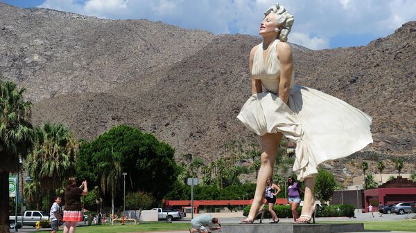 Скульптура Мэрилин Монро в Палм-Спрингс