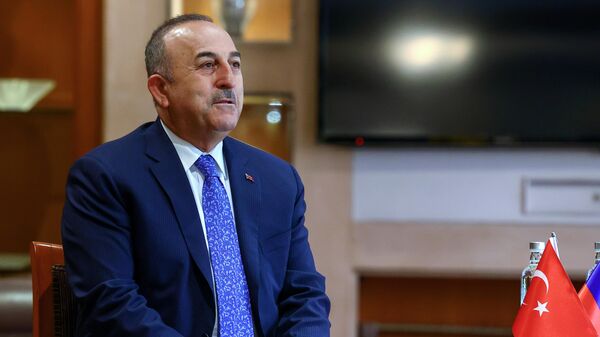 Чавушоглу обсудит нормализацию отношений Турции и Сирии на встрече в Москве