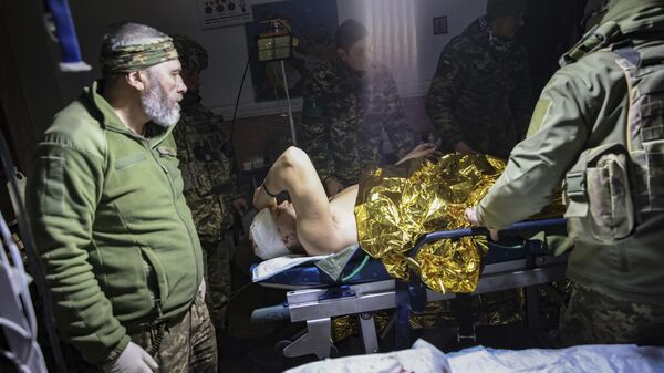 Раненный украинский военнослужащий в районе Артемовска