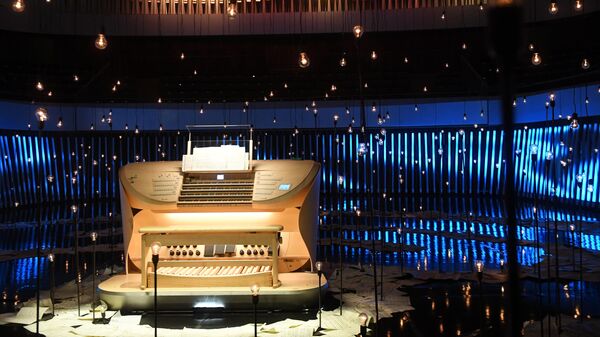 Пульт большого концертного органа в концертном зале Зарядье в Москве
