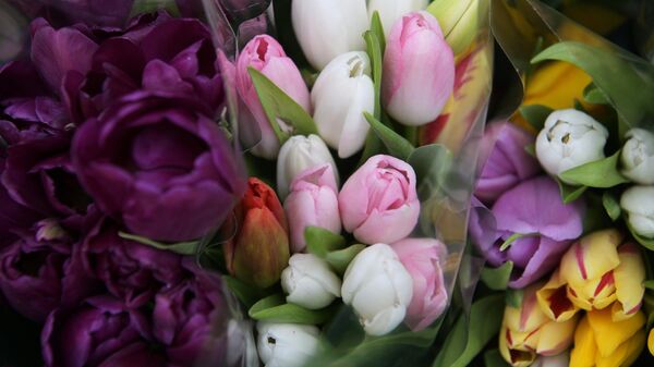 Продажа цветов к 8 марта. Архивное фото
