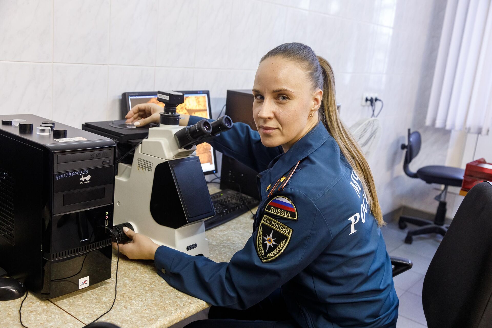 Специалист судебно-экспертного центра федеральной противопожарной службы в Москве Марина Шашкова - РИА Новости, 1920, 06.03.2023