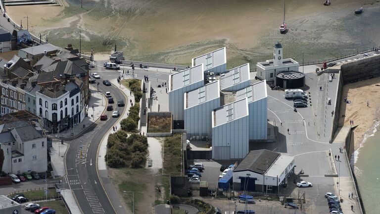 Галерея современного искусства Великобритании Turner Contemporary