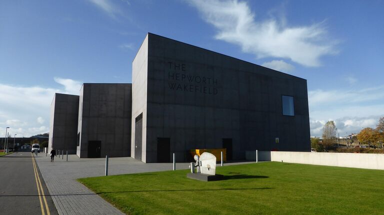 Галерея The Hepworth Wakefield в Великобритании