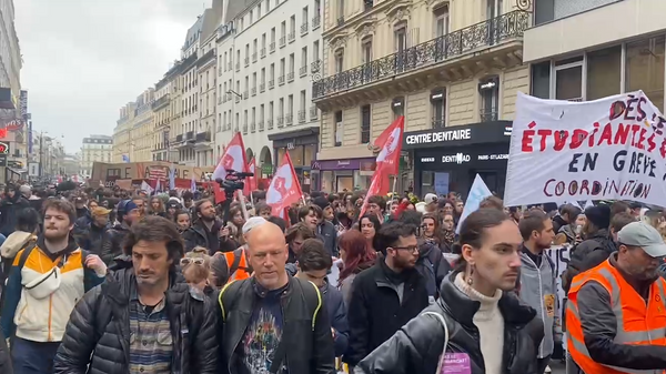 Демонстрация против пенсионной реформы в Париже