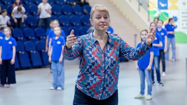 Руководитель детской музыкальной хоровой школы Алые паруса Елена Володина