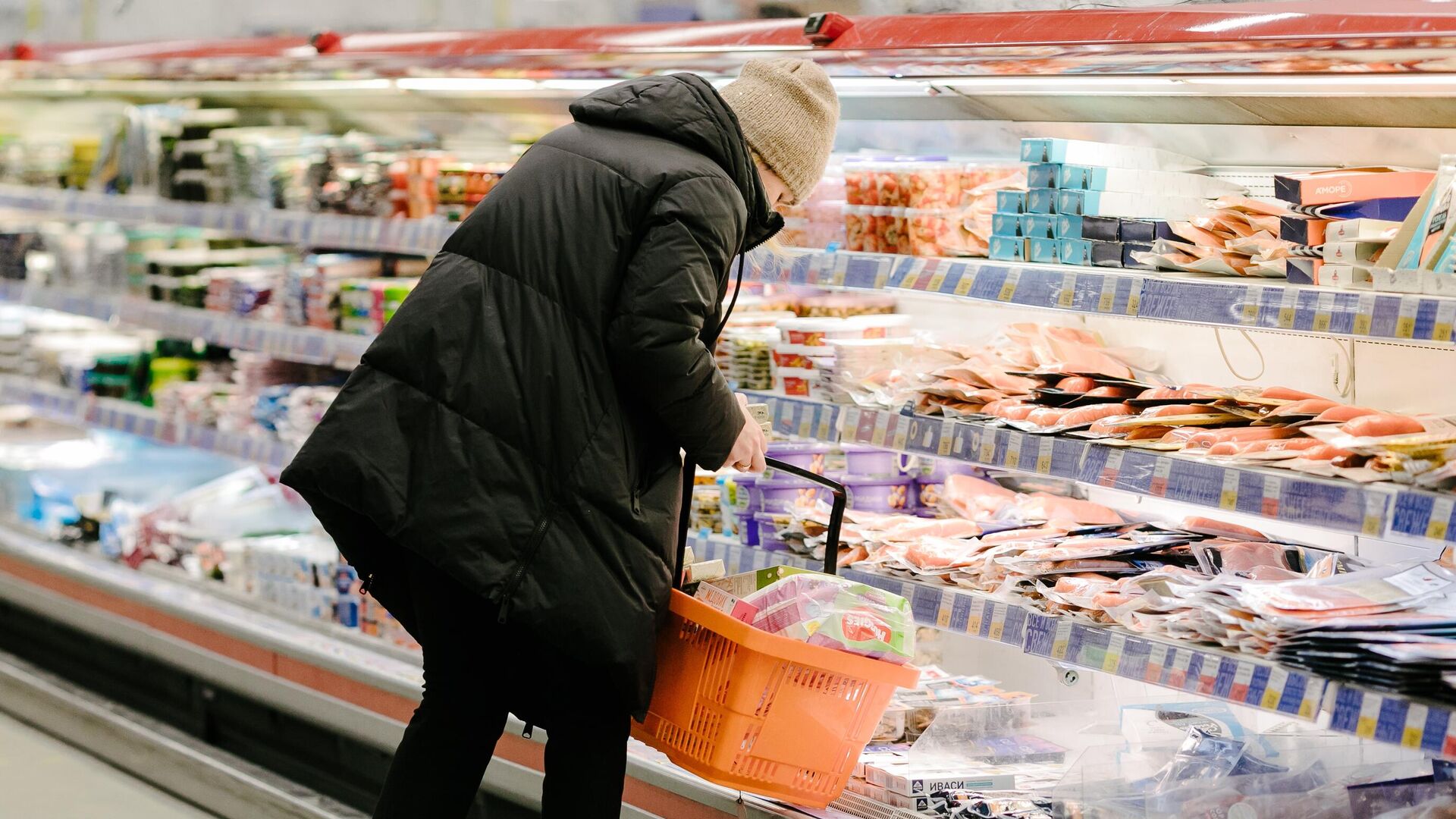 A customer in the supermarket - RIA Novosti, 1920, 03/10/2023