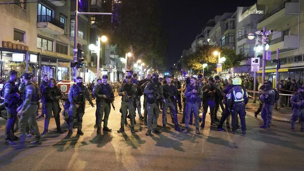 Полицейские на месте стрельбы в Тель-Авиве. 9 марта 2023
