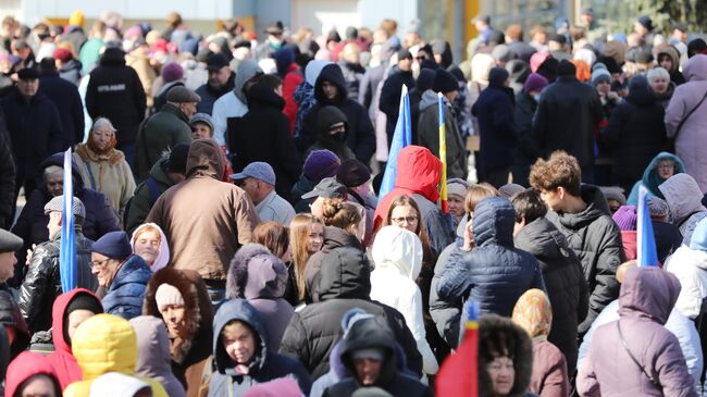 Участники акции протеста оппозиции в центре Кишинева