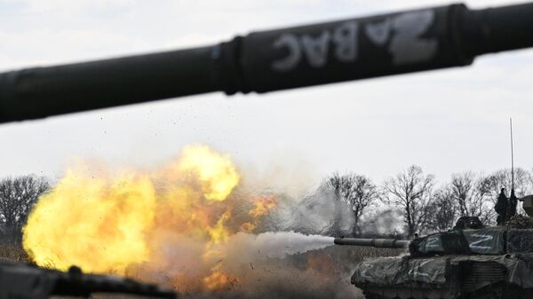 Танк Т-90М Прорыв в зоне проведения спецоперации