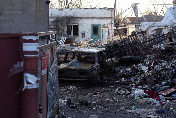 Разрушения в Волновахе ДНР в результате обстрела со стороны ВСУ