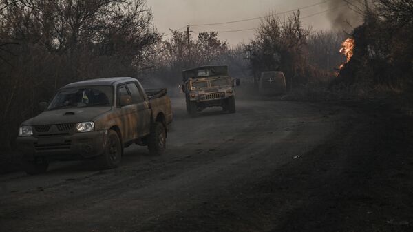 Украинские военные автомобили в районе Артемовска