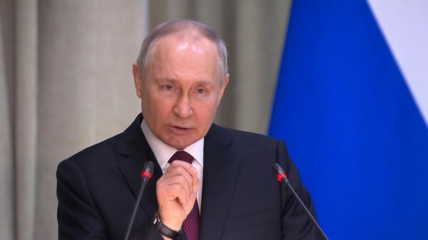 Путин: Россия на все санкции должна ответить расширением экономических свобод