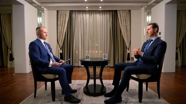 Президент Сирии Башар Асад во время интервью РИА Новости
