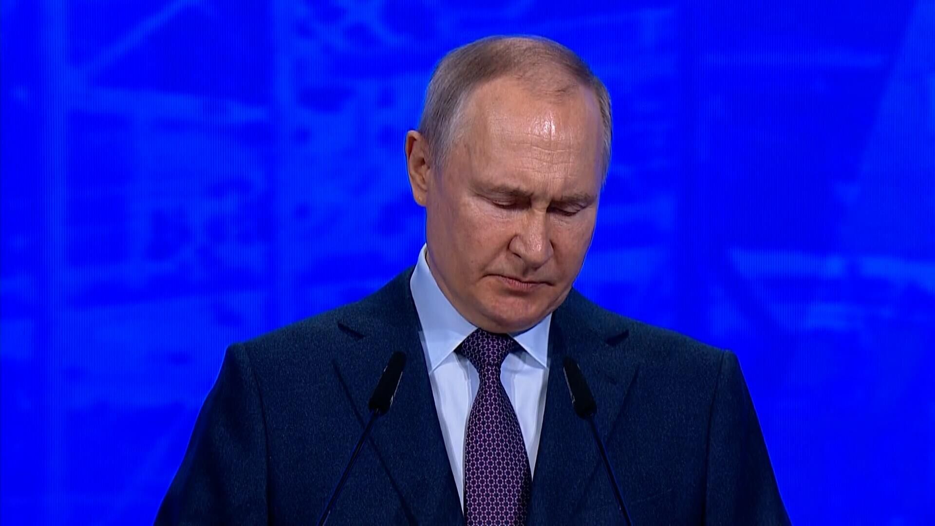 Путин о бизнесе: оставшиеся в РФ оказались умнее тех, кто дает рекомендации нашим недоброжелателям - РИА Новости, 1920, 16.03.2023