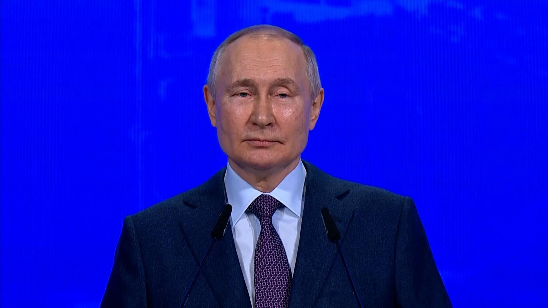 Путин обратился к бизнесменам, которые говорили, что на Западе надежнее: А теперь? - РИА Новости, 1920, 16.03.2023