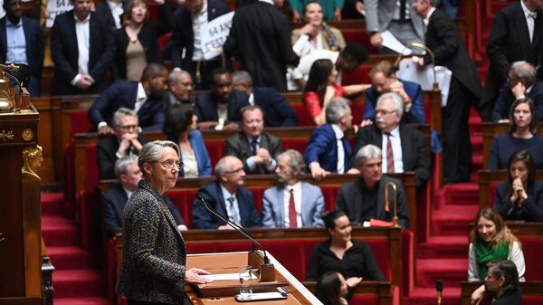 Выступление премьер-министра Франции Элизабет Борн по вопросу пенсионной реформы на Национальном собрании