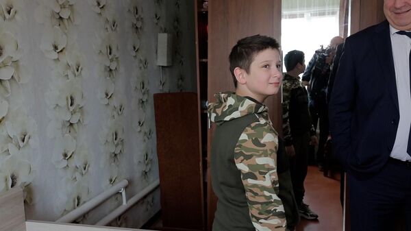 Новоселье семьи школьника Феди, раненного в Брянской области