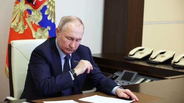 LIVE: Путин на совещании с постоянными членами Совбеза