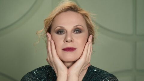 Актриса Дина Корзун