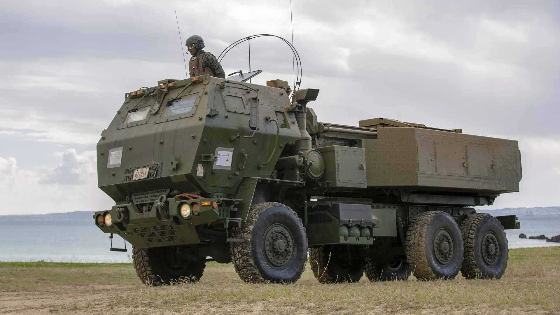 Реактивная система залпового огня HIMARS - РИА Новости, 1920, 31.01.2024