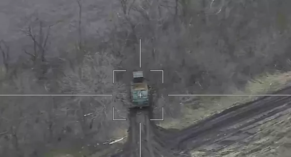 Уничтожение украинской РСЗО дроном Ланцет. Кадр из видео