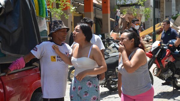Последствия землетрясения в городе Мачала, Эквадор