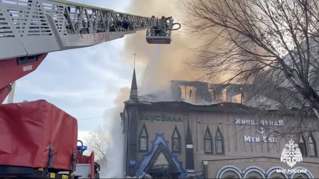 Пожар в хинкальной на Каширском шоссе в Москве