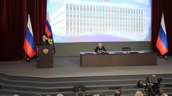 Президент РФ Владимир Путин принимает участие в ежегодном расширенном заседании коллегии министерства внутренних дел РФ