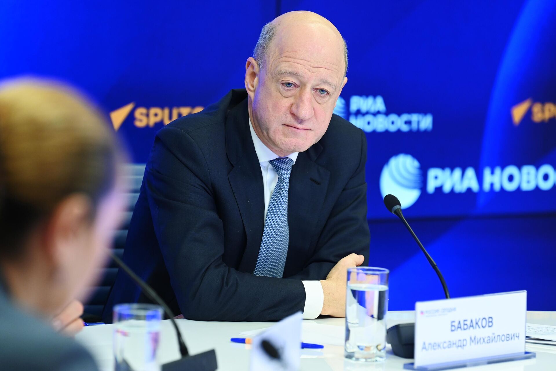 Заместитель председателя Государственной Думы Российской Федерации, председатель Организационного комитета Международной парламентской конференции Россия Африка в многополярном мире Александр Бабаков во время пресс-конференции по итогам работы Второй международной парламентской конференции Россия — Африка в многополярном мире Заместитель председателя Государственной Думы Российской Федерации, председатель Организационного комитета Международной парламентской конференции Россия Африка в многополярном мире Александр Бабаков во время пресс-конференции по итогам работы Второй международной парламентской конференции Россия — Африка в многополярном мире - РИА Новости, 1920, 21.03.2023