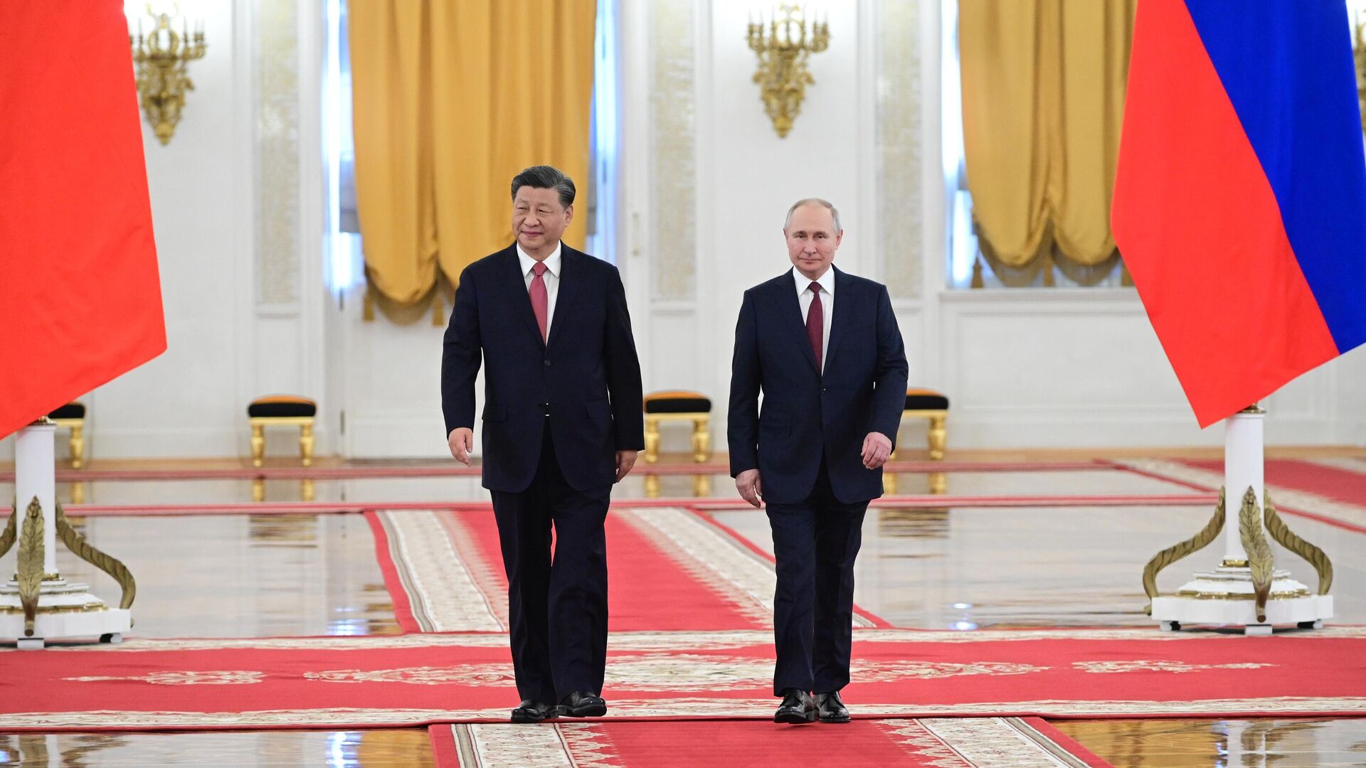 Президент РФ Владимир Путин и председатель КНР Си Цзиньпин во время встречи в Москве - РИА Новости, 1920, 05.07.2023