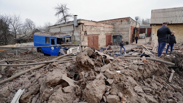 Последствия обстрела со стороны ВСУ Петровского района Донецка. 22 марта 2023