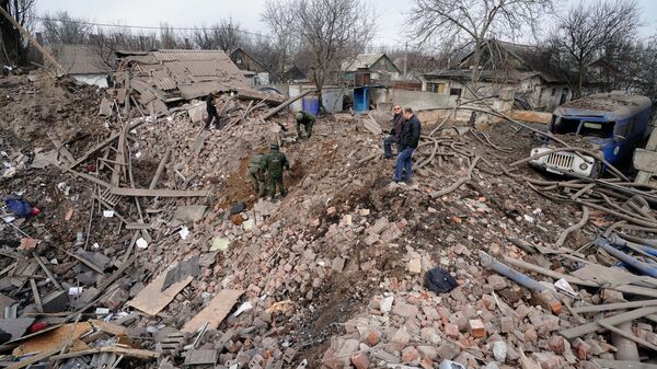 Последствия обстрела со стороны ВСУ Петровского района Донецка