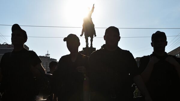 В Киеве власти начали демонтаж памятника командиру Гражданской войны Щорсу