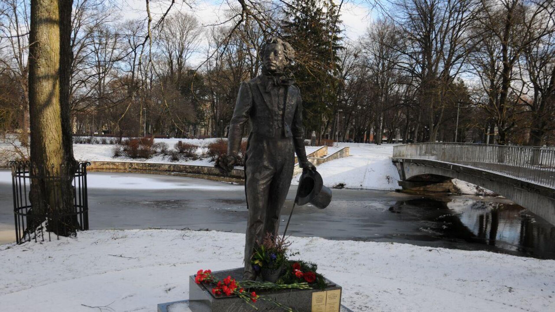 Памятник Александру Пушкину в Риге - РИА Новости, 1920, 23.03.2023