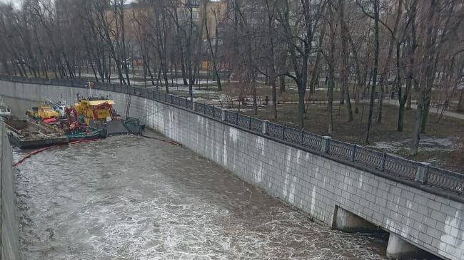 Обработка реки Яузы в районе Сыромятнической набережной