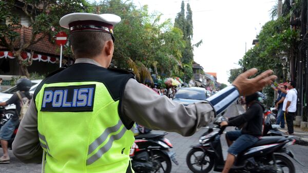 Полицейский на Бали, Индонезия