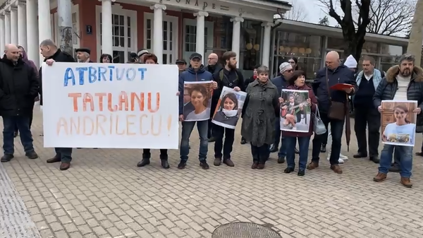 Митинг в поддержку активистки Татьяны Андриец в Латвии
