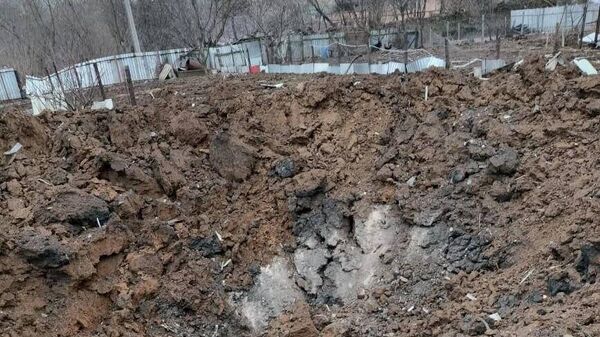 Воронка от взрыва в Киреевске Тульской области