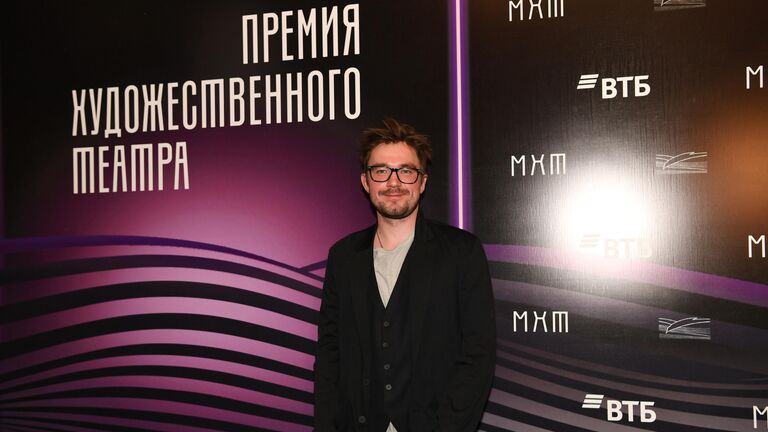 Актер Александр Петров на премии Художественного театра в МХТ имени А. П. Чехова в Москве