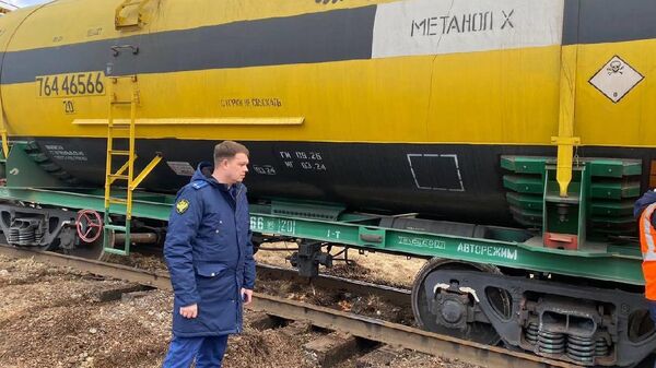 Место схода двух вагонов-цистерн с метанолом на станции Соболеково в Нижнекамском районе Республики Татарстан