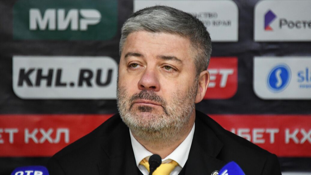 Главного тренера "Адмирала" Тамбиева отстранили от работы