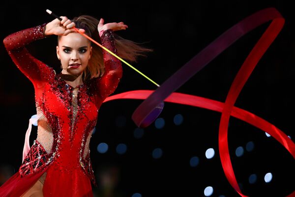 Арина Аверина выступает на гала-шоу по художественной гимнастике Гран-при Москвы – 2023