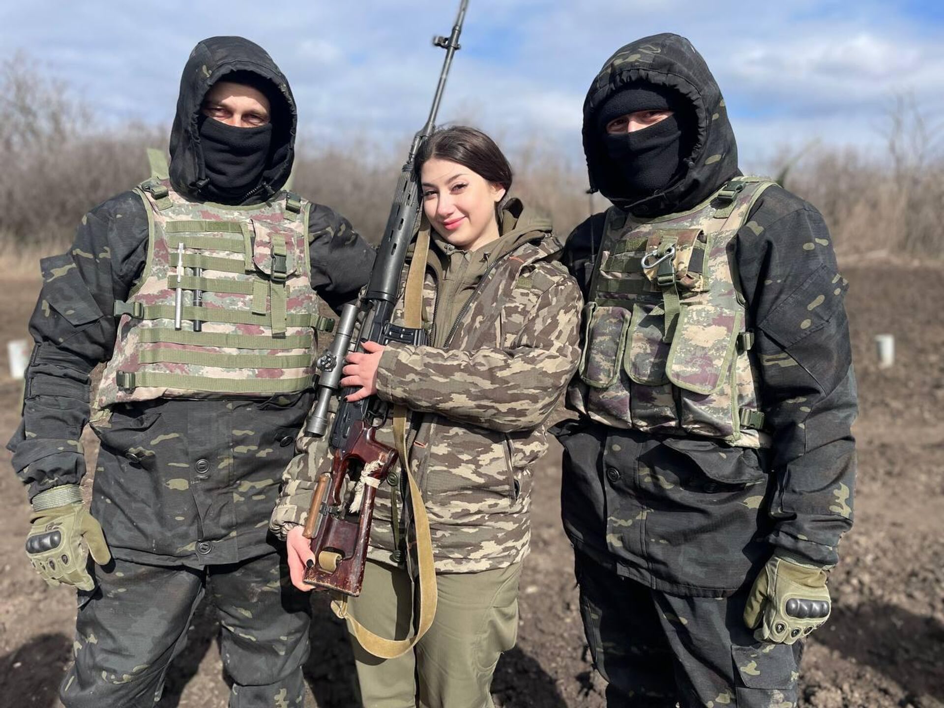 Настя с бойцами Настя с бойцами