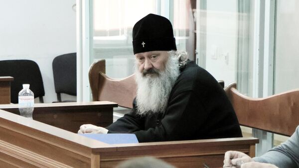 Наместник Киево-Печерской лавры митрополит Павел в зале суда в Киеве